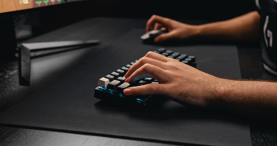 Logitech Hadirkan Gaming Keyboard Pro X 60 Lightspeed
