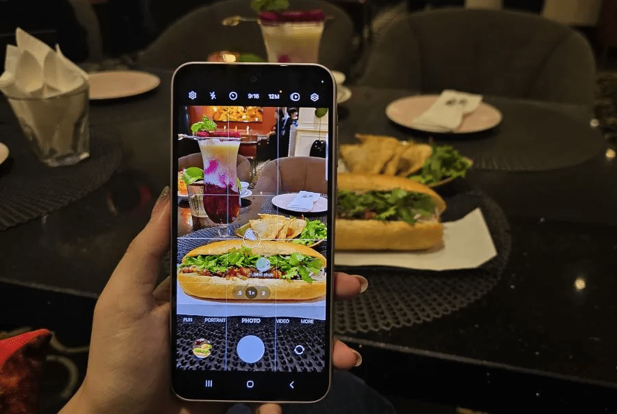 Samsung Bagikan Tips Food Photography Lebih Menggugah Selera dengan Galaxy A35 5G