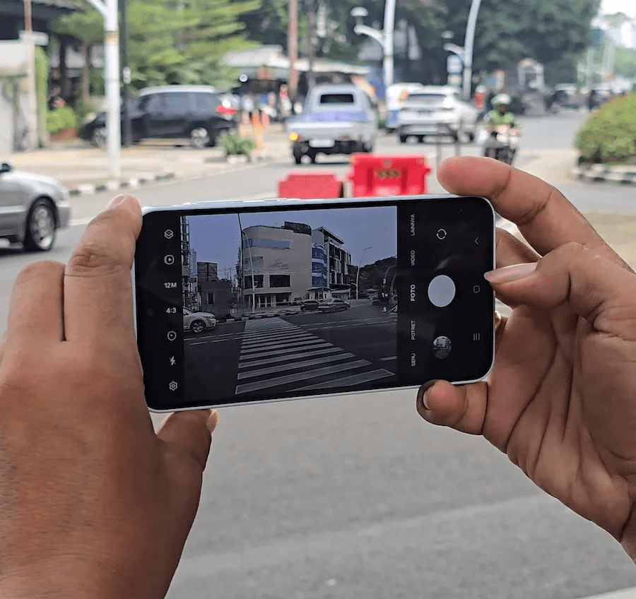 3 Foto Menggunakan Galaxy A35 Masuk Foto Terbaik di Acara Walking Sunday&nbsp;StreetMoment